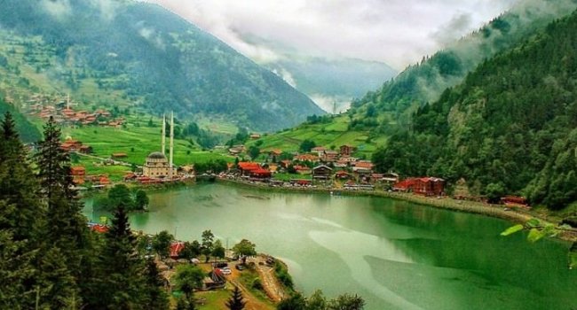 UZUNGÖL TAPİAT PARKI YÖRESEL ÜRÜN SATIŞ BİRİMİ KİRAYA VERİLECEKTİR