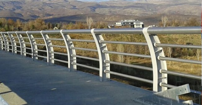 KÖPRÜ ve KORKULUK İŞLERİ YAPTIRILACAKTIR
